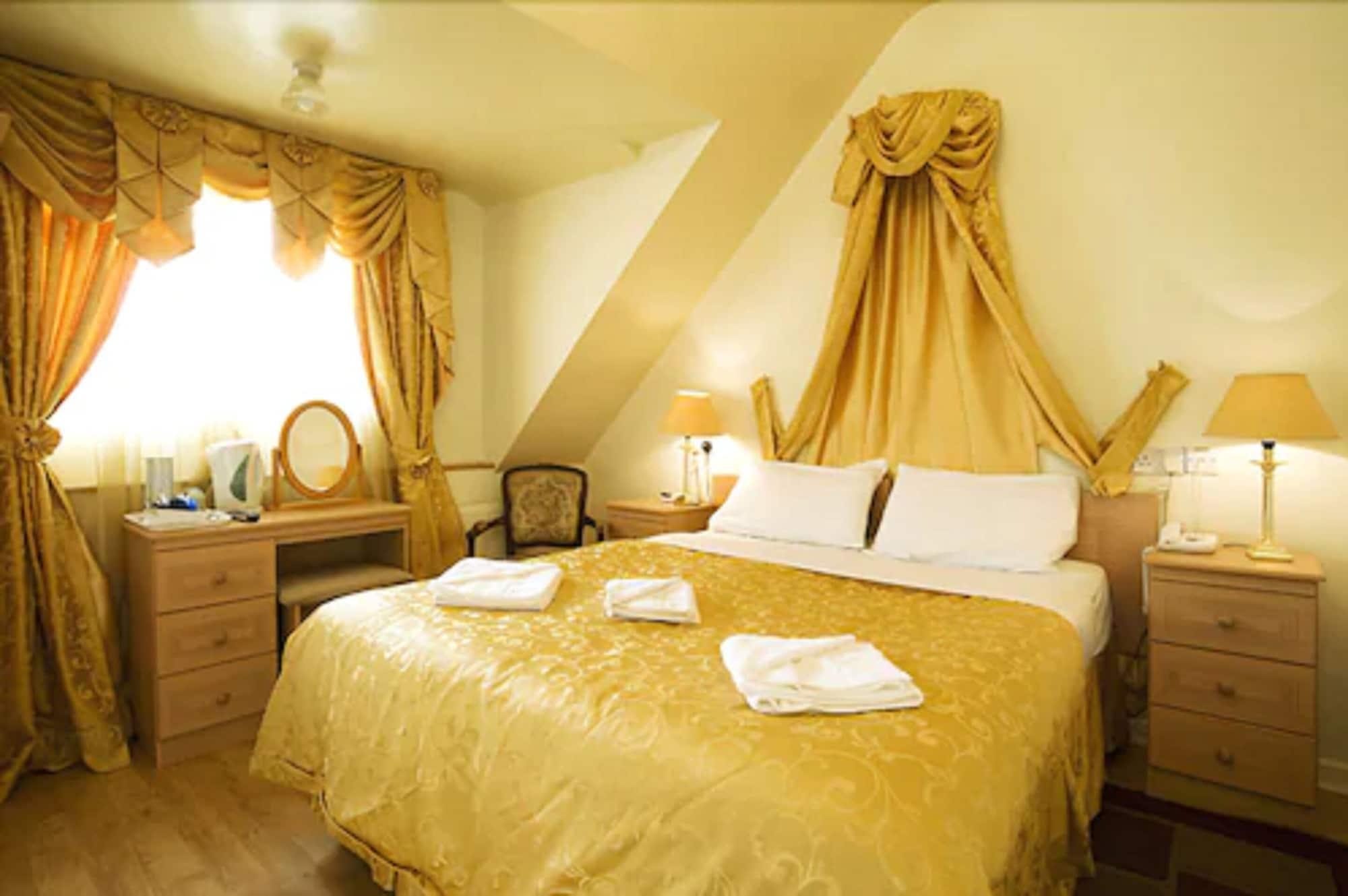 Acorn 4* Cambridge (Cambridgeshire)