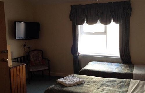 Acorn Guest house 4*