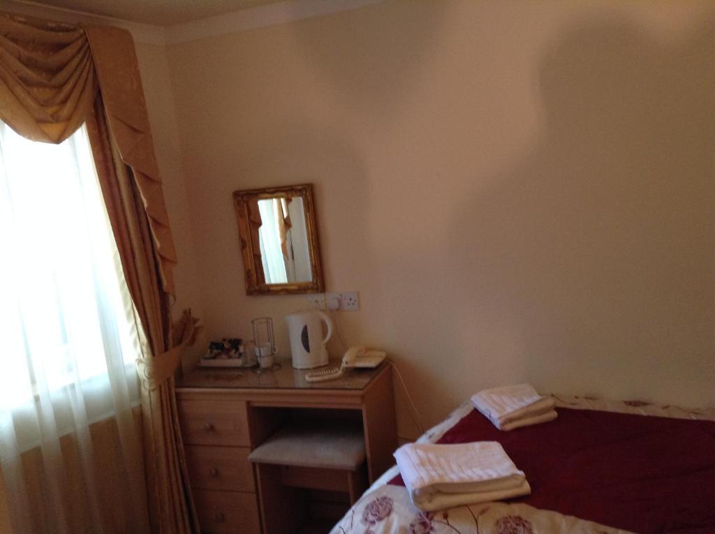Acorn Guest house